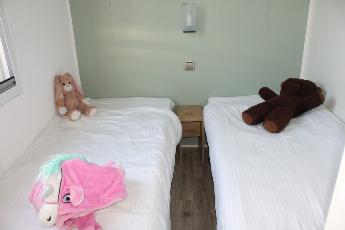Twin bedroom 1